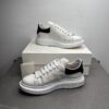 Alexander McQueen – Image 3