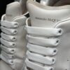 Alexander McQueen – Image 9